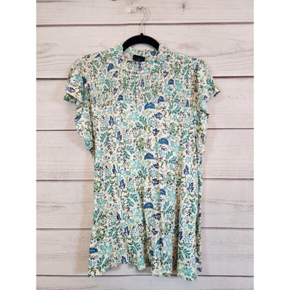 torrid Teal Blue Cream Floral Smocked Yoke Short Sleeve Blouse